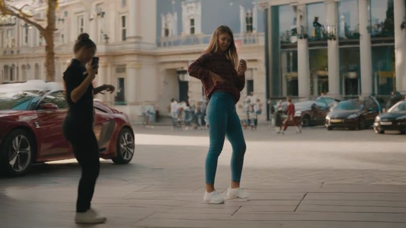 Are TikTok Ads Worth It? Here are the Pros & Cons